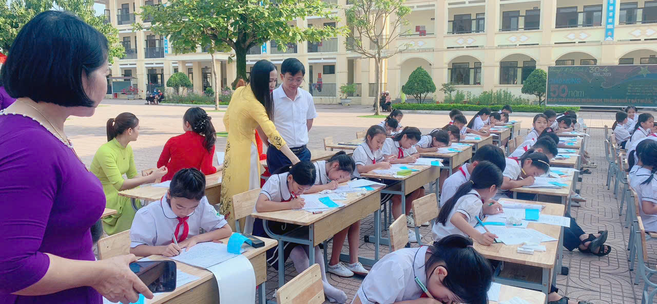 Thầy Hà 2